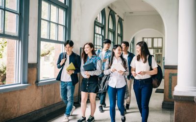 Quand l’Intelligence Artificielle Remplace les Profs : Mythe ou Réalité ?